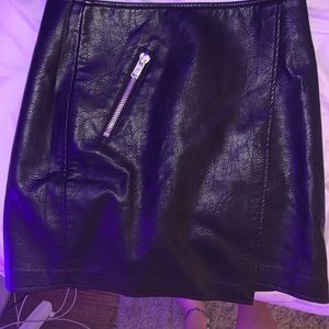 stradivarius leather mini skirt